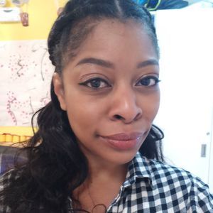 Meet your Posher, Mara